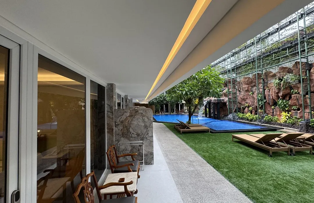 Green Garden Hotel-1